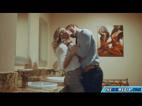 ❤️ Ilehoria busti batek komun publiko batean seduzitzen zaituenean ️❌ Porno pornoan eu.credit-assorti.ru ❤